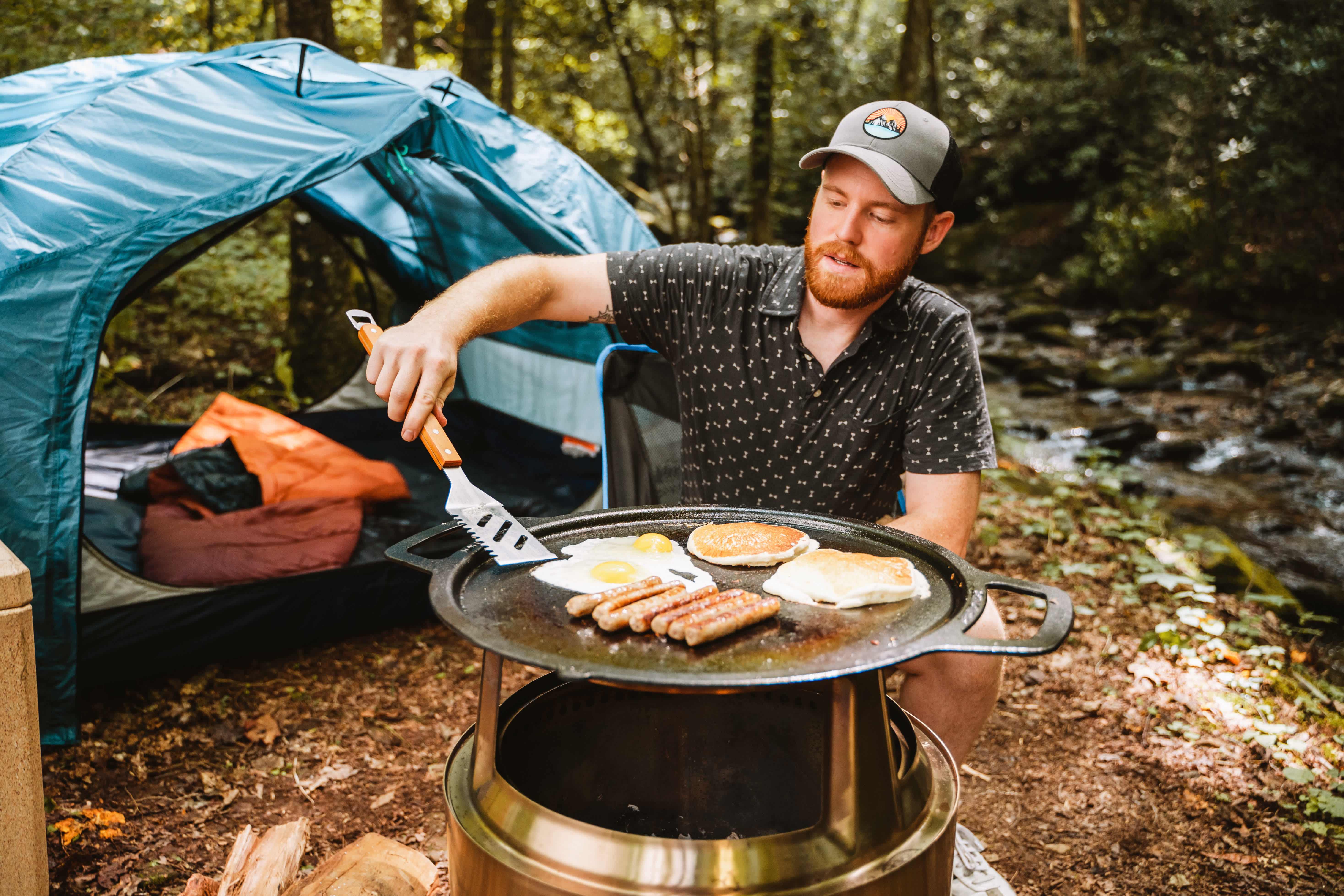 Yukon 27" Fire Pit Flame and Feast Bundle