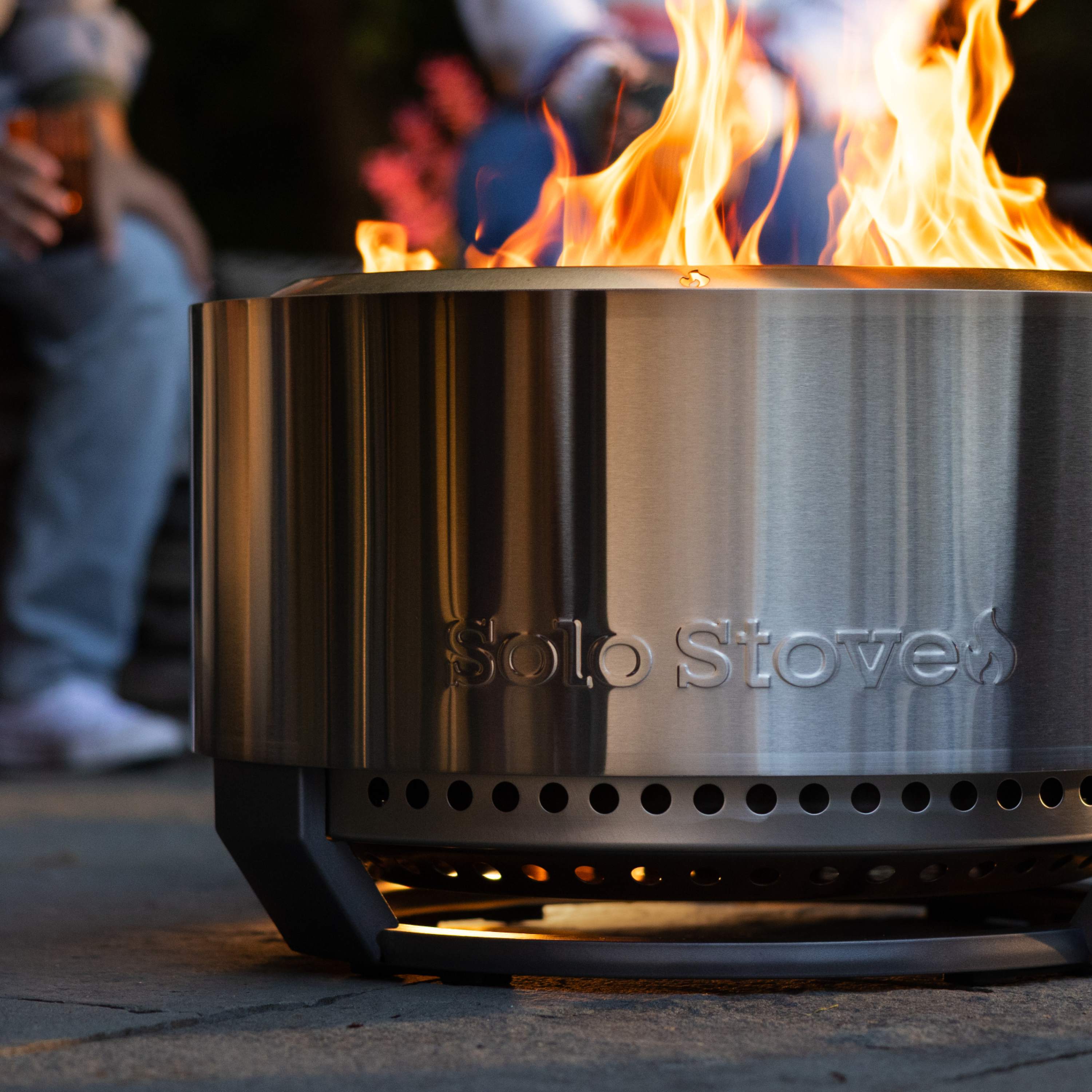 Summit 27" Fire Pit Essential Bundle