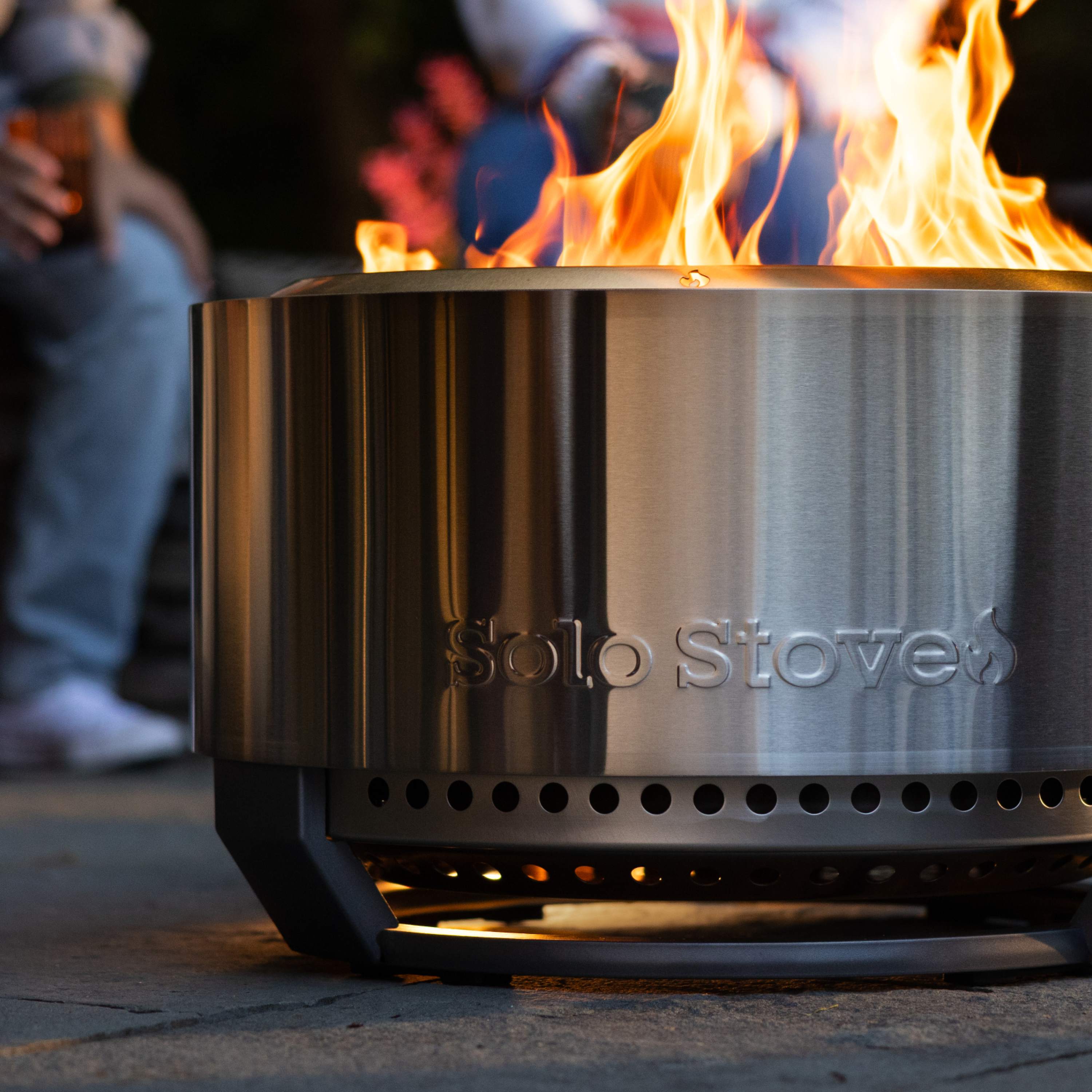 Summit 27" Fire Pit Essential Bundle